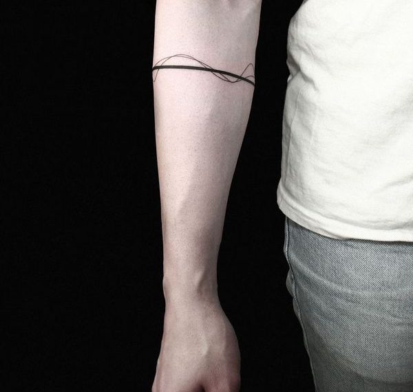 The Emergence of Fine Line Tattoo Art